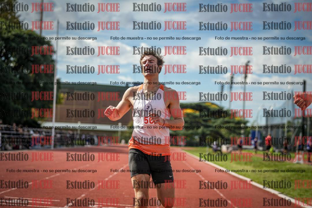 Fotos de los 800 m llanos de varones