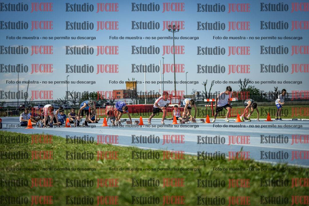 Fotos de los 50 m llanos de varones