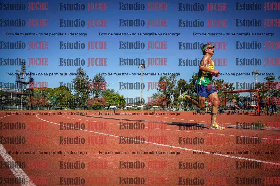 Fotos de los 5000 m llanos de mujeres y varones
