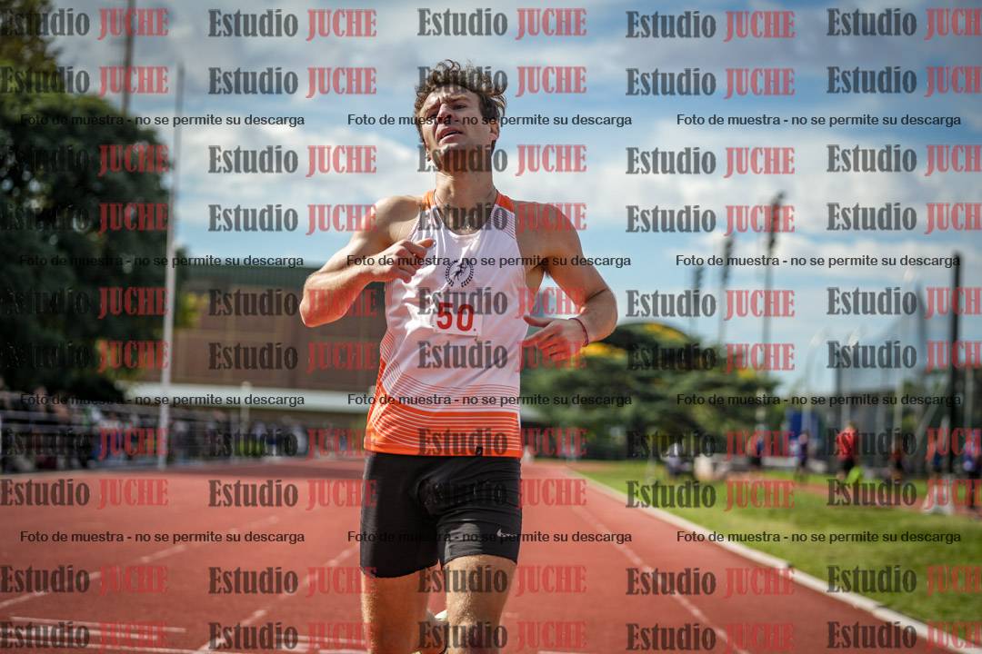 Fotos de los 800 m llanos de varones