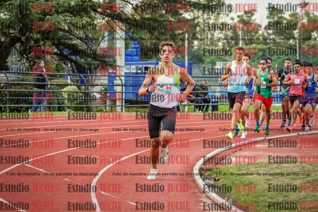 Fotos de los 1500 m llanos de varones