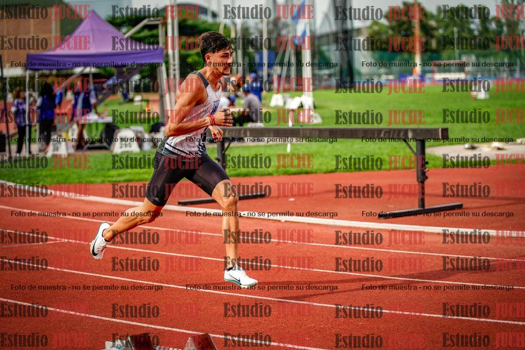 Fotos de los 400 m llanos de varones