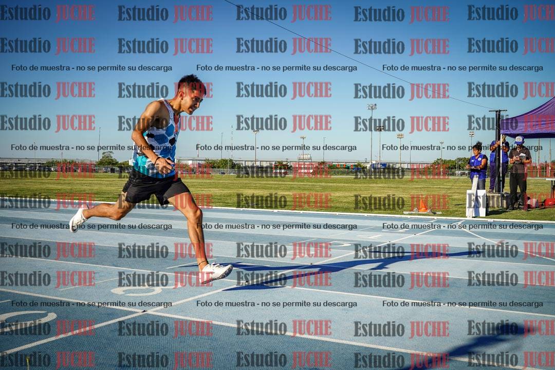 Fotos de los 400 m llanos de varones