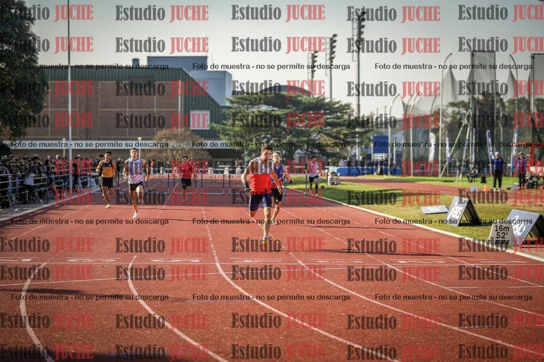 Fotos de los 400 m con vallas de varones