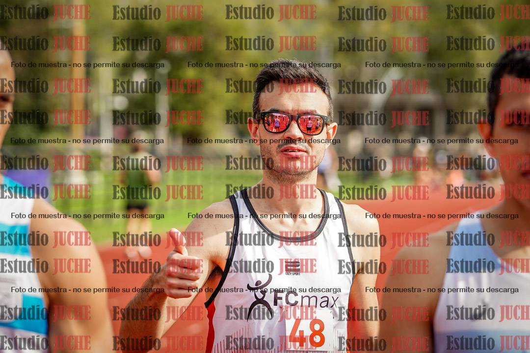 Fotos de los 3000 m llanos de varones
