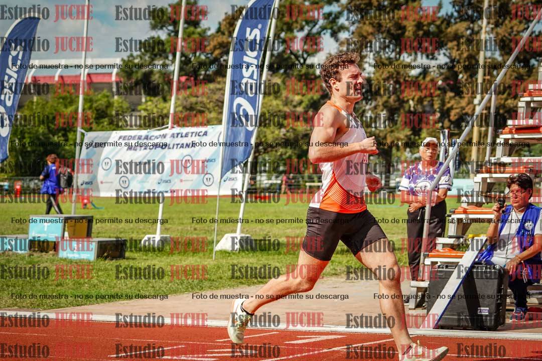 Fotos de los 800 m llanos de varones