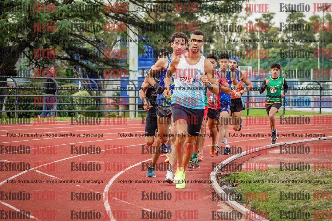 Fotos de los 1500 m llanos de varones