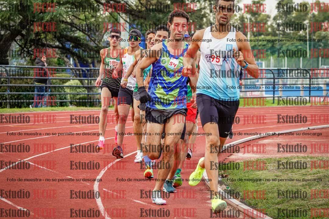 Fotos de los 1500 m llanos de varones