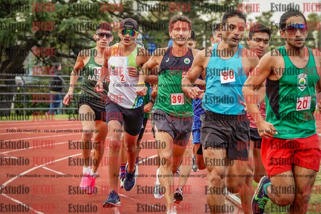 Fotos de los 1500 m llanos de varones