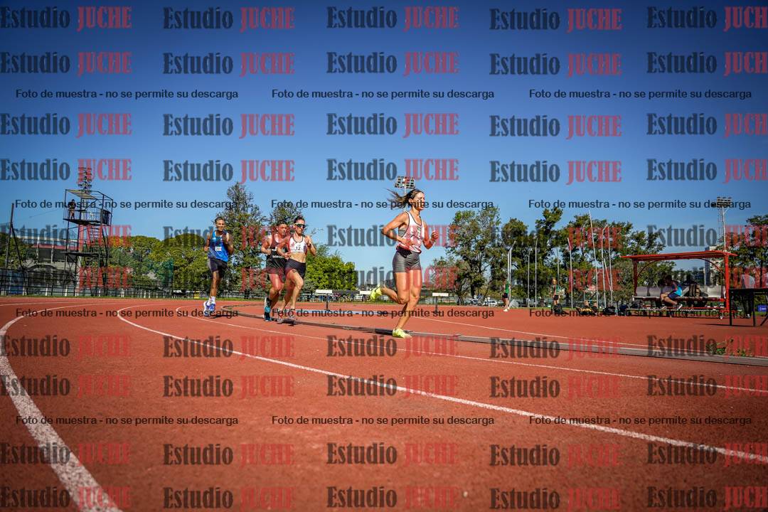 Fotos de los 5000 m llanos de mujeres y varones