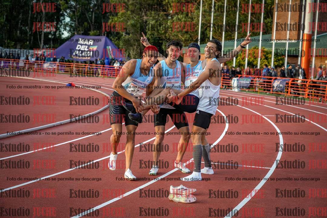 Fotos de algunos extras y podios del día 3