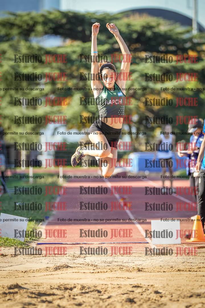 Fotos del salto en largo de mujeres - incluye U16