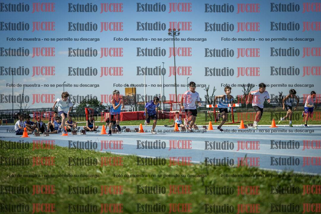 Fotos de los 50 m llanos de varones