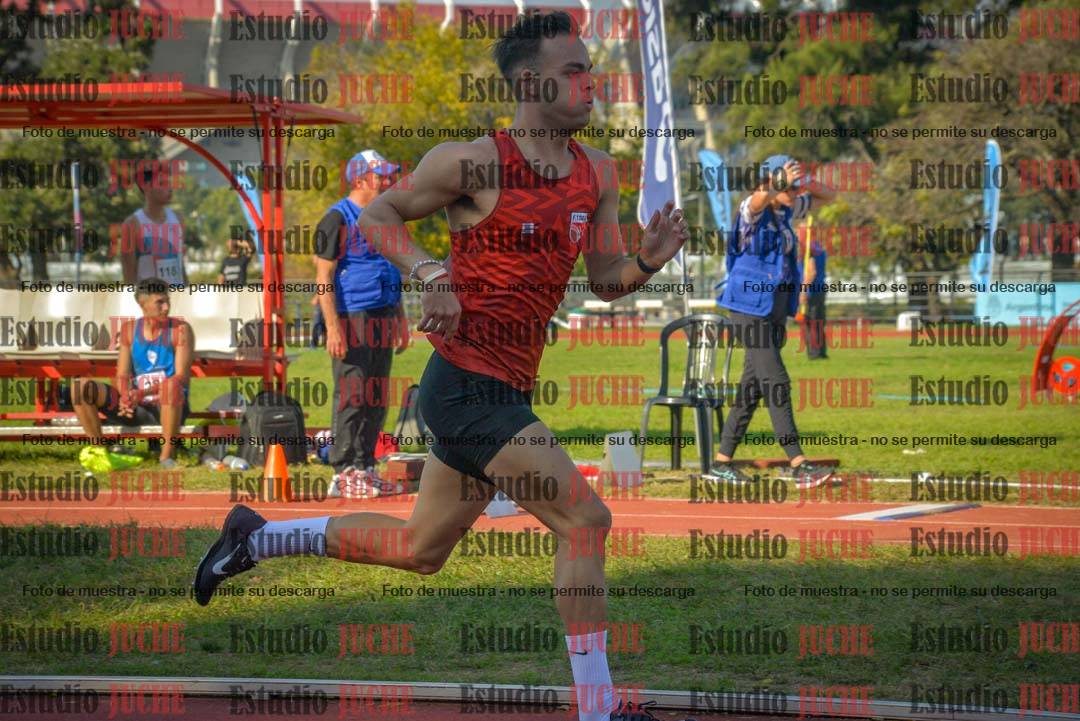 Fotos de los 400 m con vallas de varones