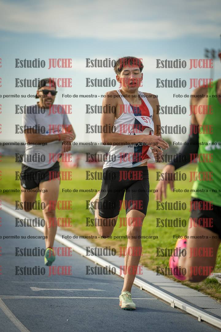 Fotos de los 1500 m llanos de varones