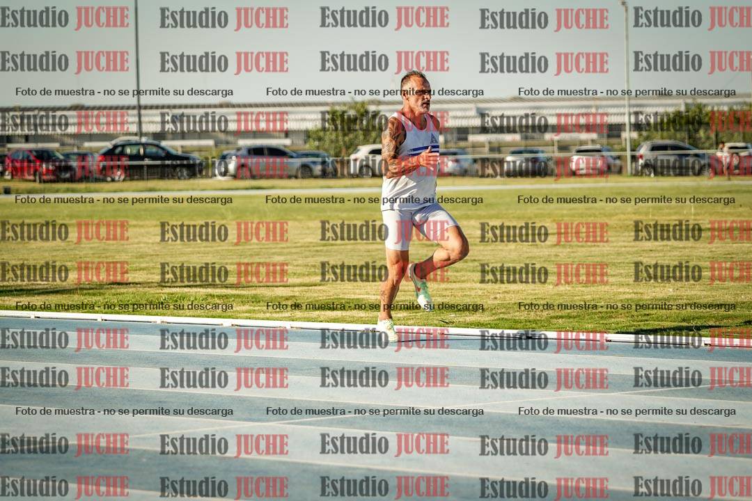 Fotos de los 400 m llanos de varones