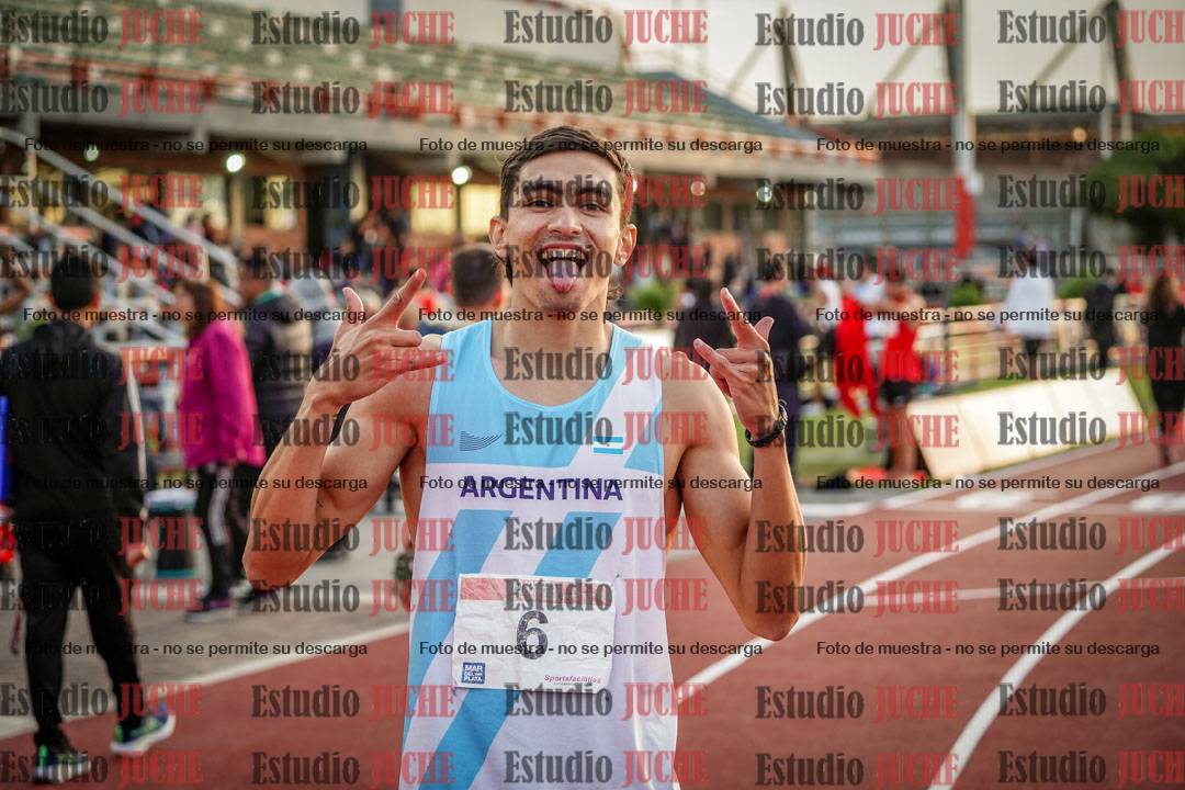 Fotos de algunos extras y podios del día 3