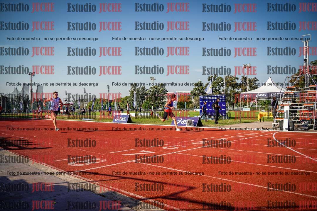 Fotos de los 400 m con vallas de varones