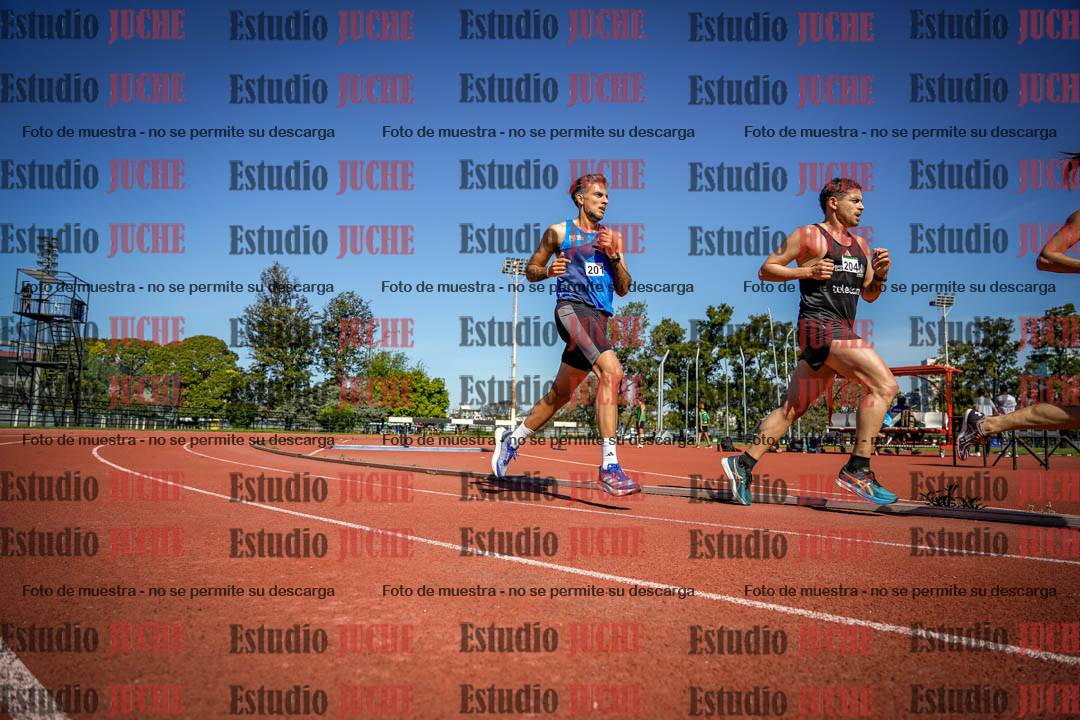 Fotos de los 5000 m llanos de mujeres y varones