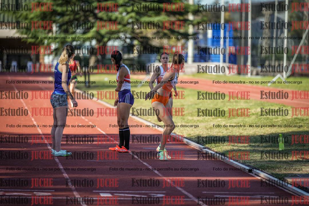 Fotos de las Postas 4x400 m de mujeres