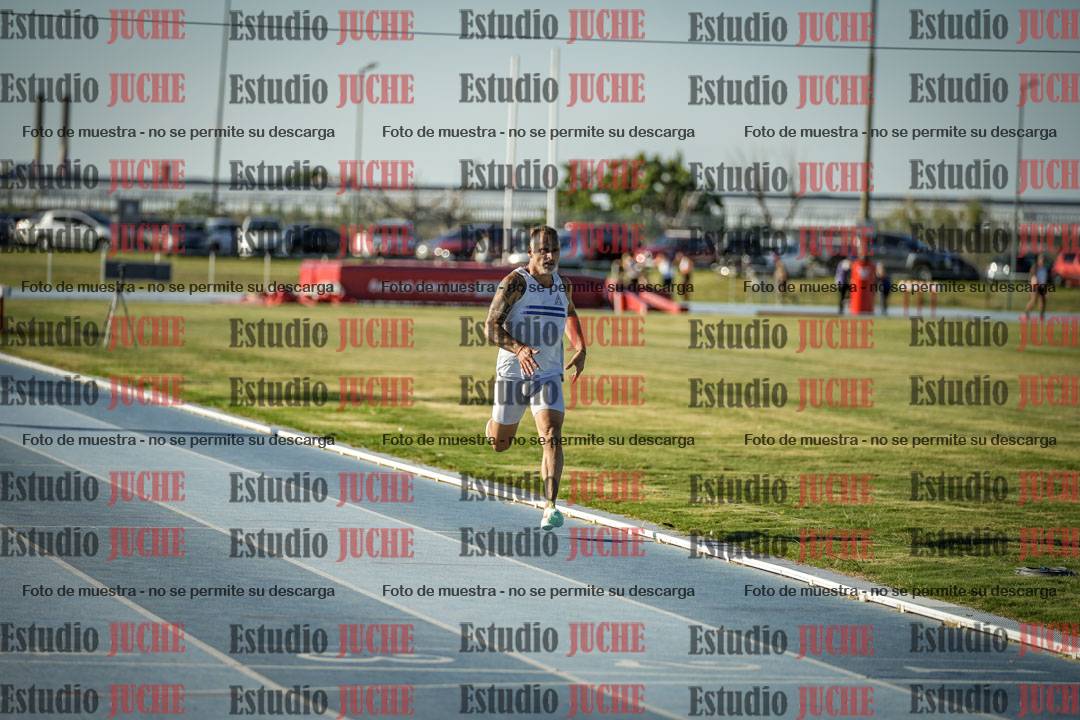Fotos de los 400 m llanos de varones