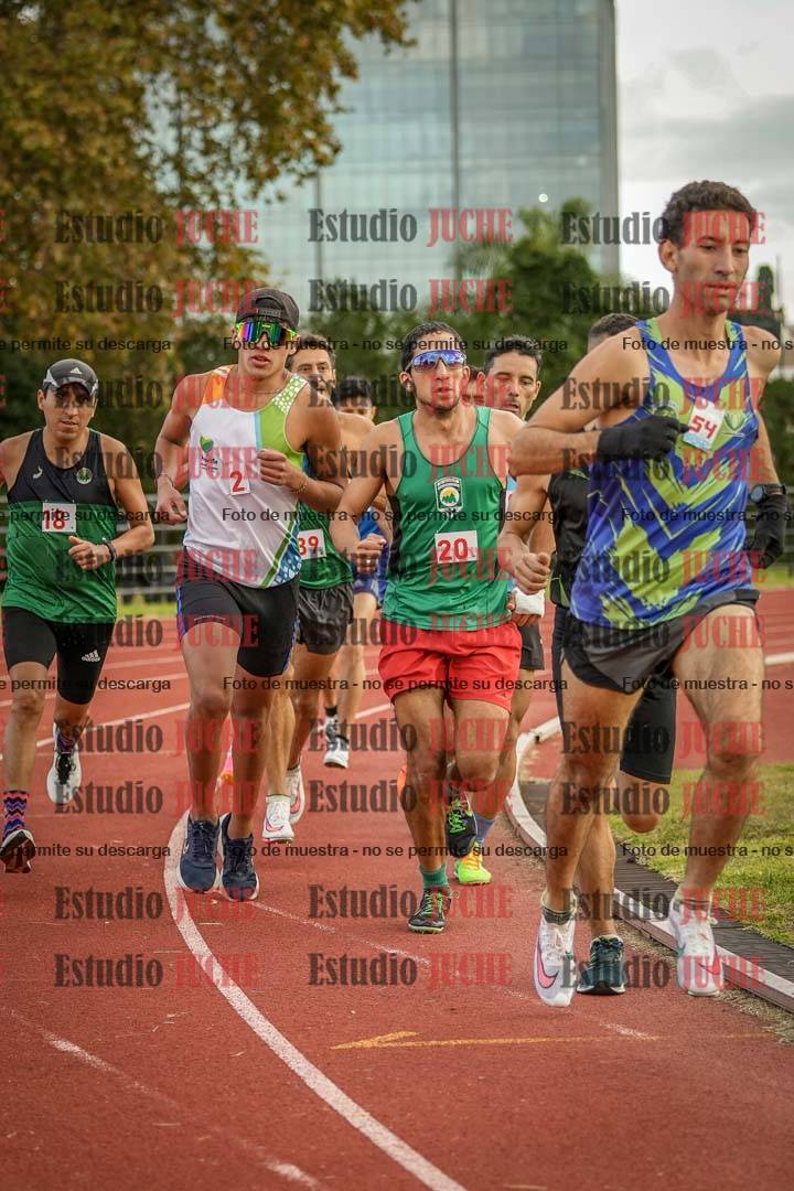 Fotos de los 1500 m llanos de varones