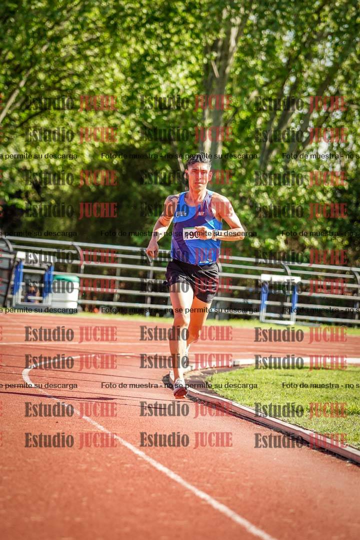 Fotos de los 5000 m llanos de mujeres y varones