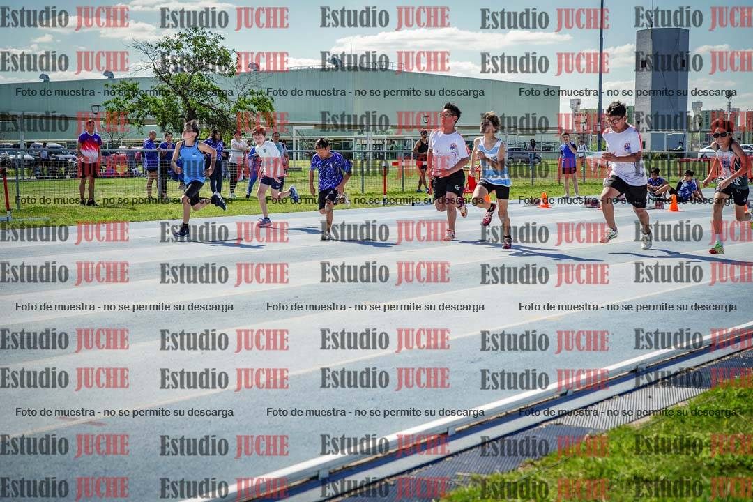 Fotos de los 50 m llanos de varones