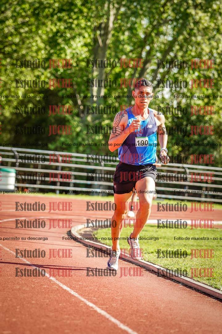 Fotos de los 5000 m llanos de mujeres y varones