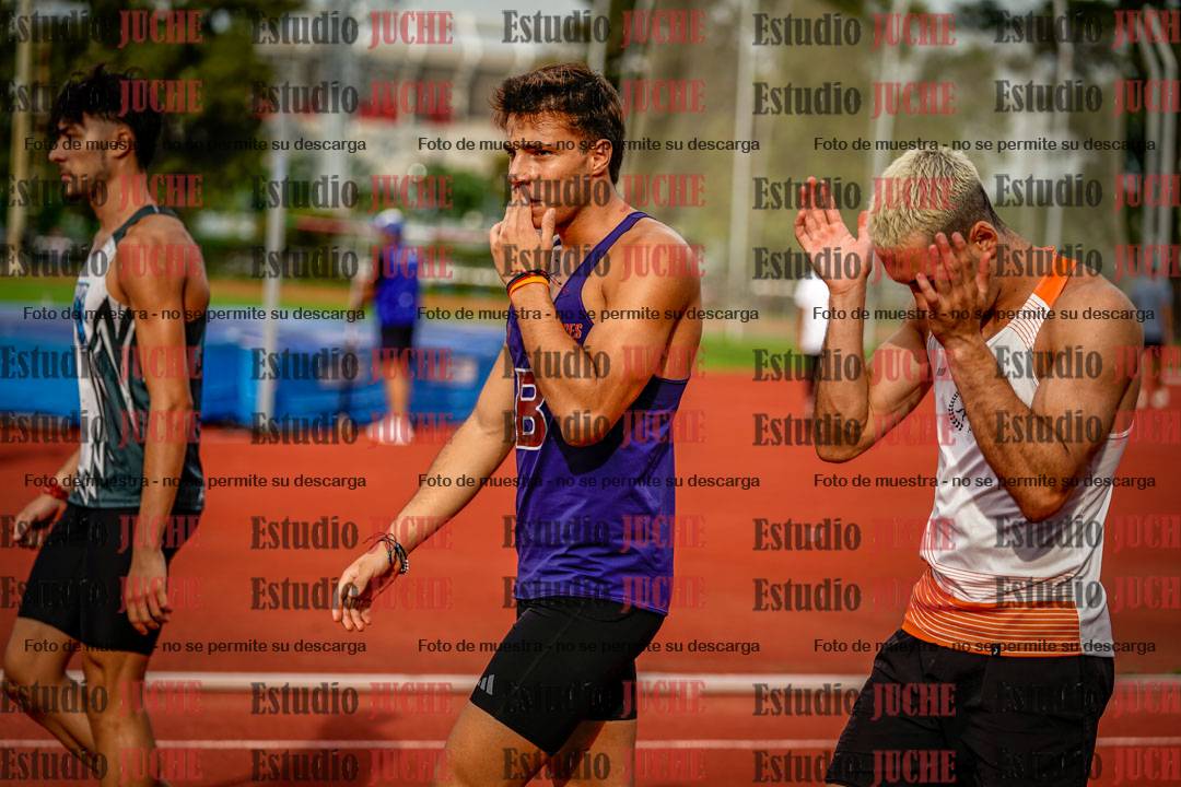 Fotos de los 400 m llanos de varones