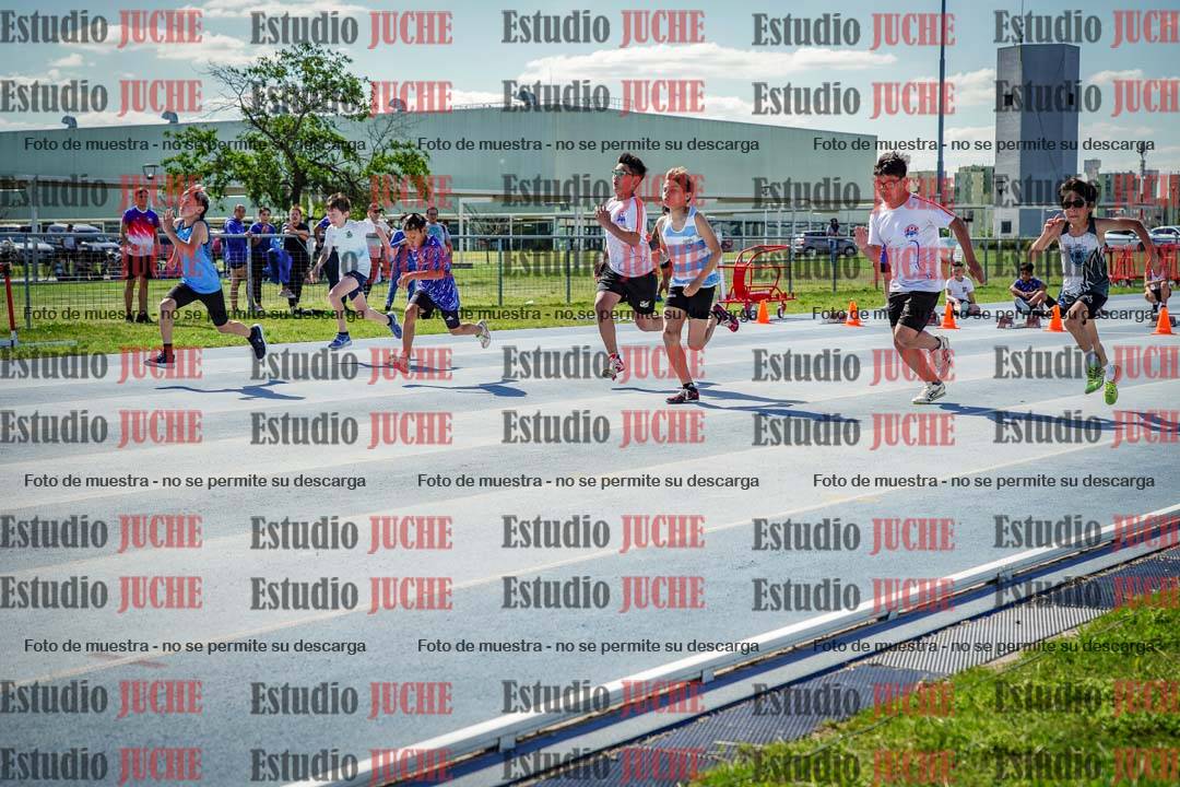 Fotos de los 50 m llanos de varones