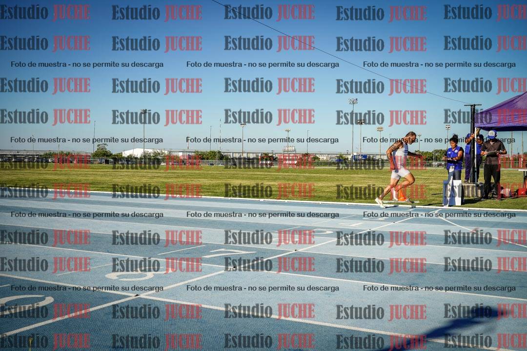 Fotos de los 400 m llanos de varones