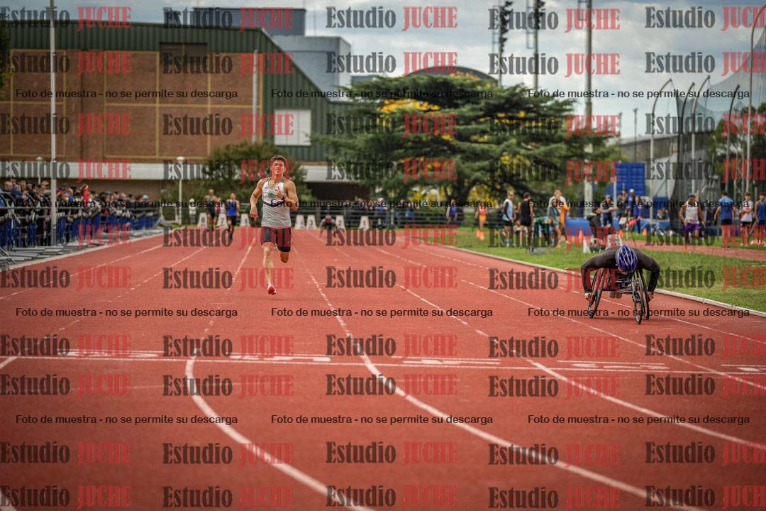 Fotos de los 400 m llanos de varones