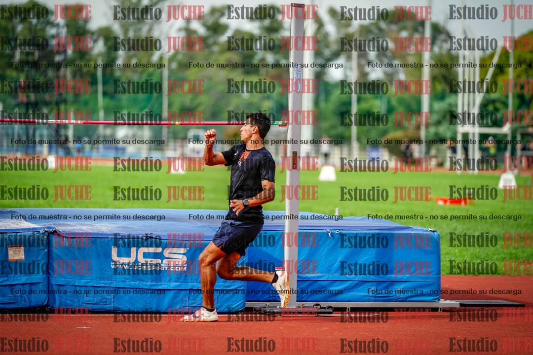 Fotos del salto en alto de varones - decatlón 4
