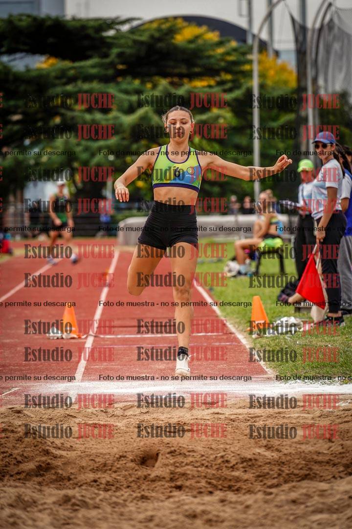 Fotos del salto triple de mujeres y varones