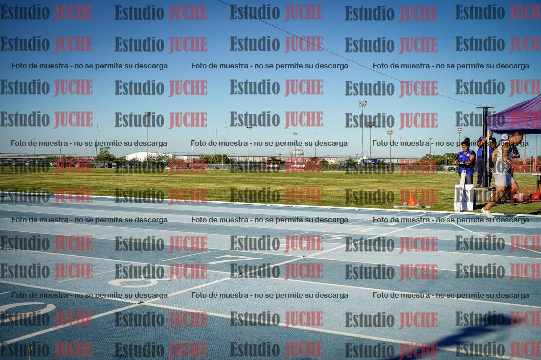Fotos de los 400 m llanos de varones