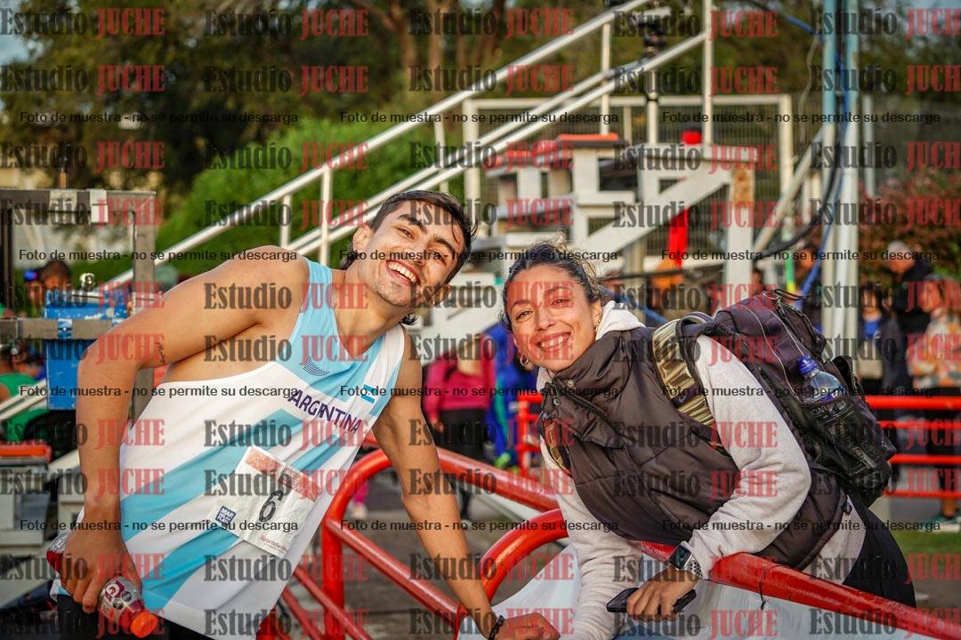 Fotos de algunos extras y podios del día 3