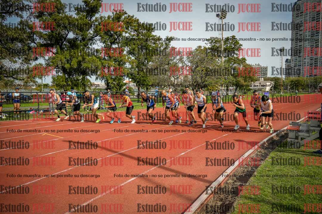 Fotos de los 3000 m llanos de varones