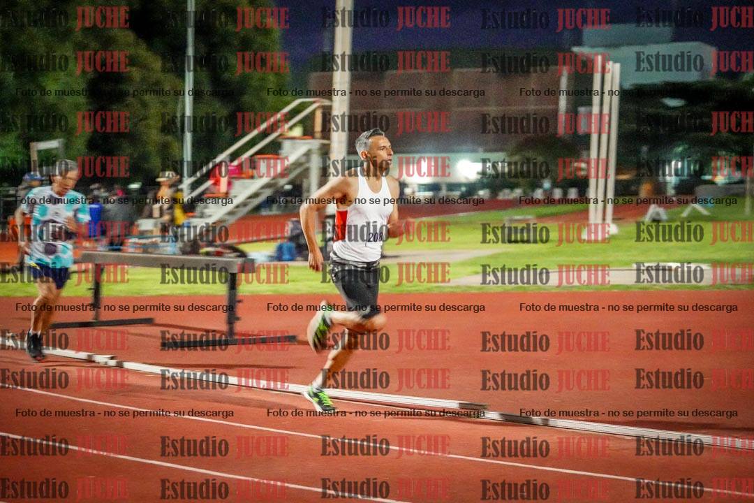 Fotos de los 1500 m llanos de varones
