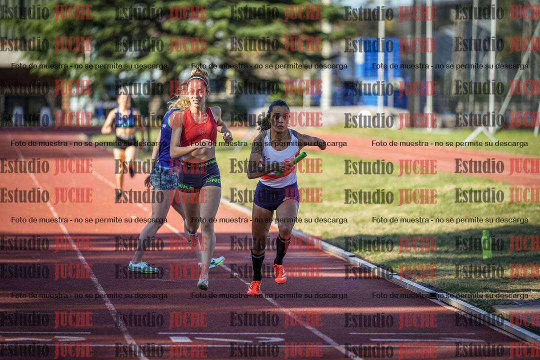 Fotos de las Postas 4x400 m de mujeres