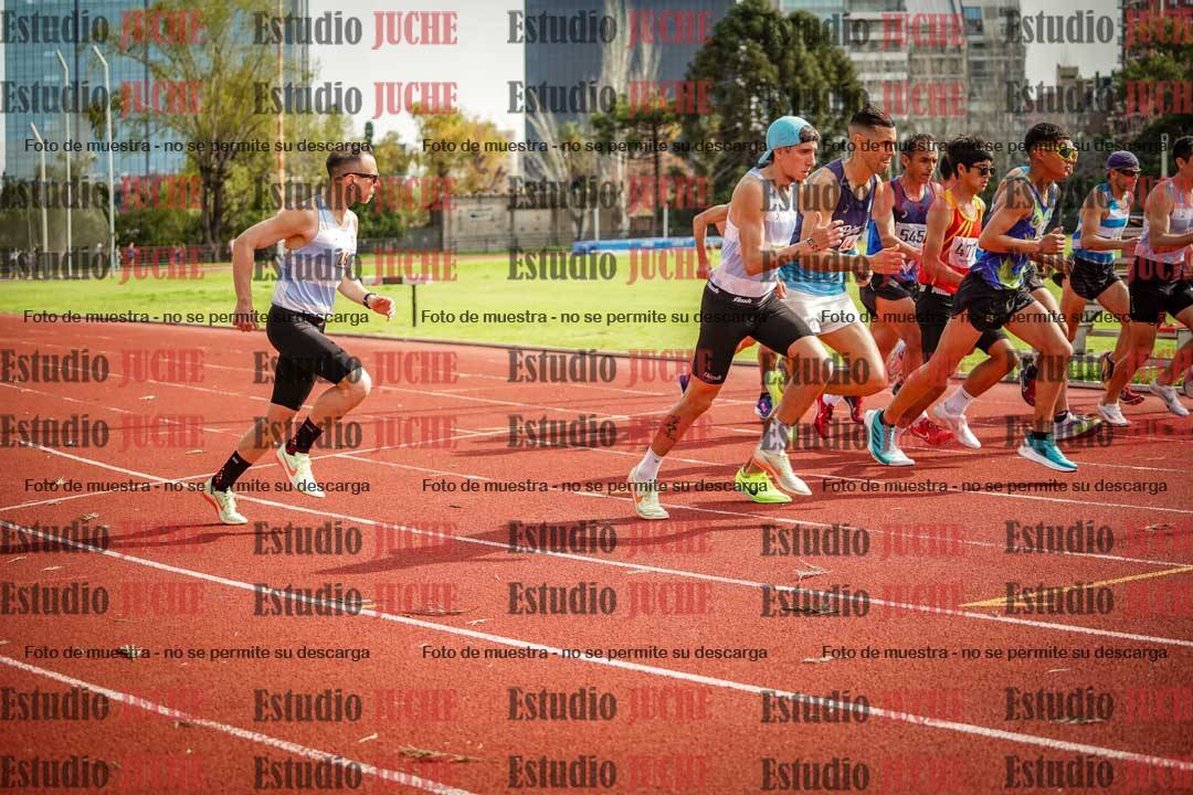 Fotos de los 3000 m llanos de varones