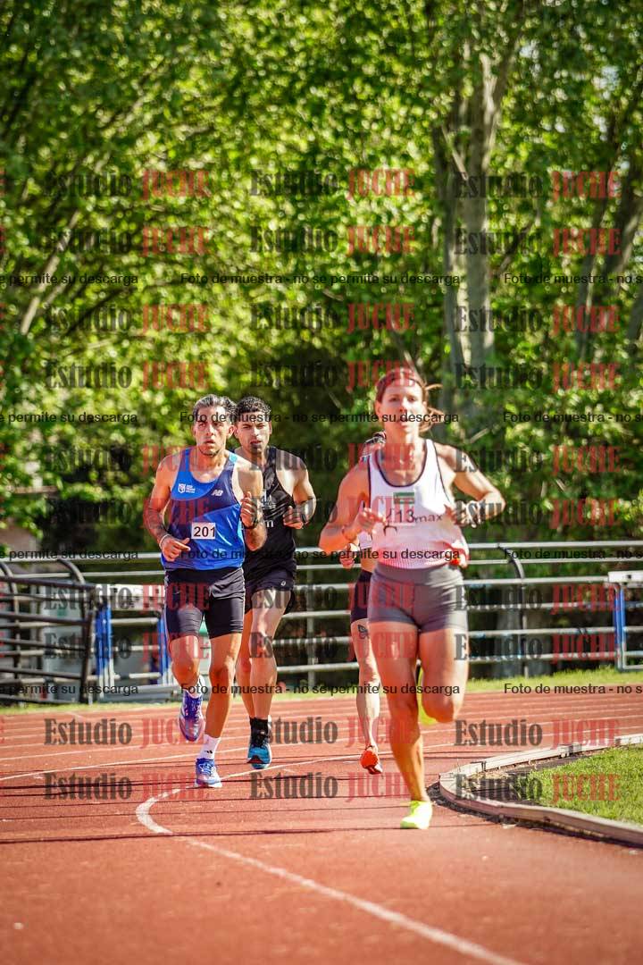 Fotos de los 5000 m llanos de mujeres y varones