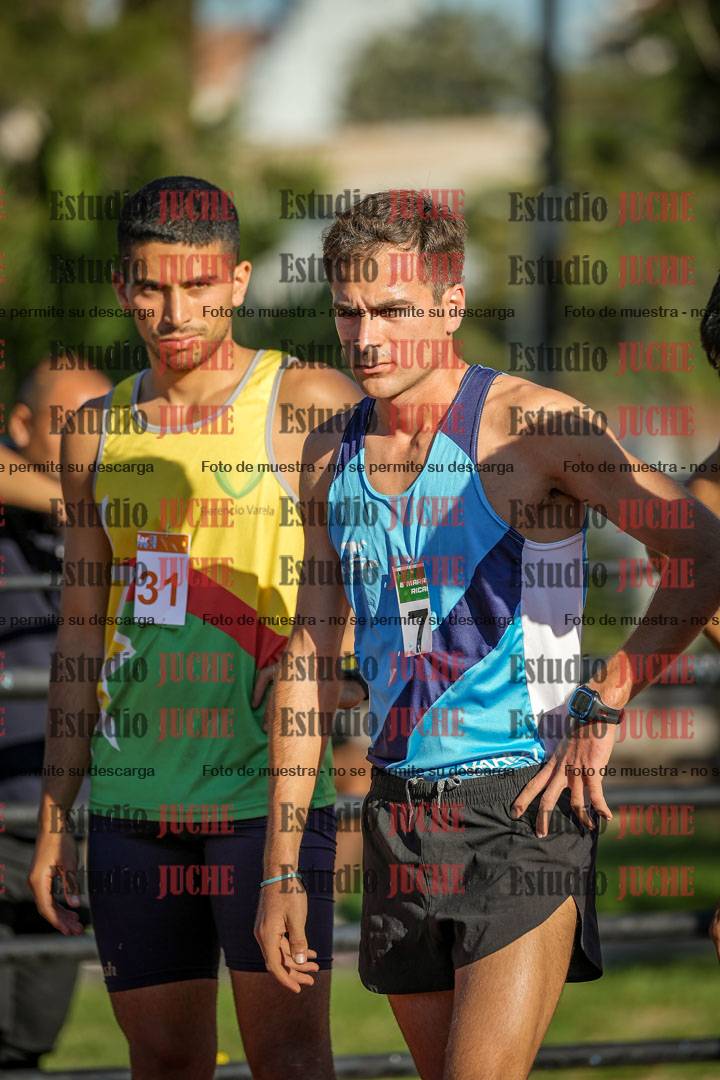 Fotos de los 3000 m llanos de varones