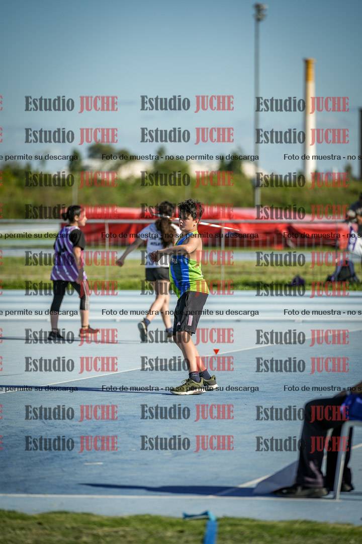 Fotos del lanzamiento de la jabalina de mujeres y varones - U14