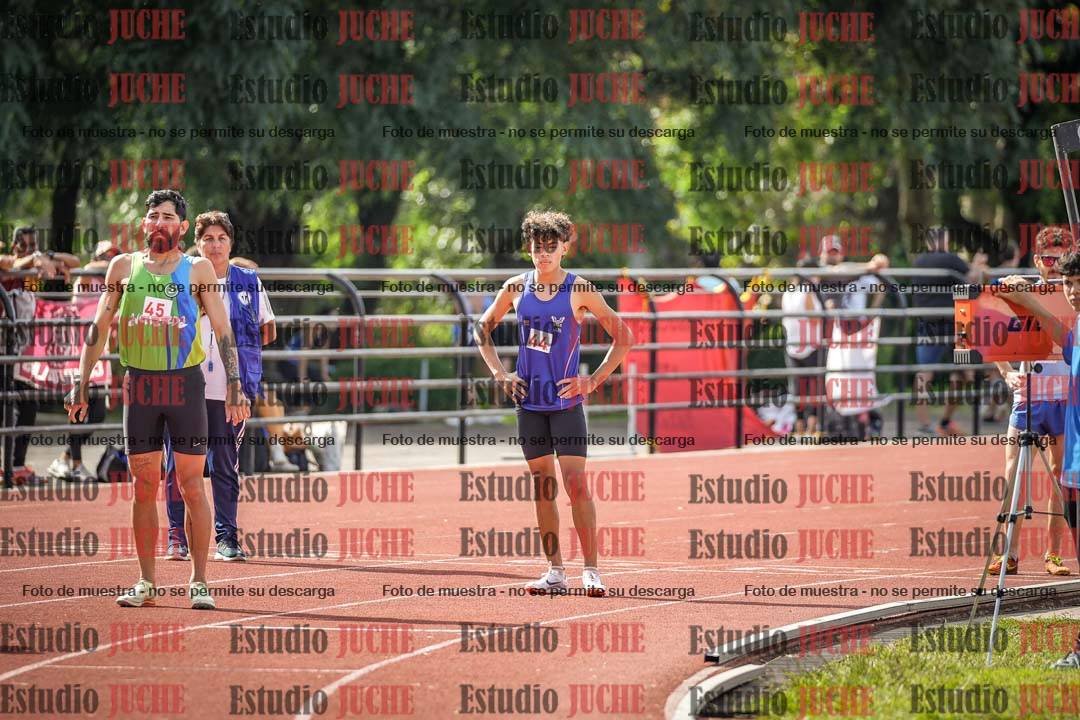 Fotos de los 800 m llanos de varones