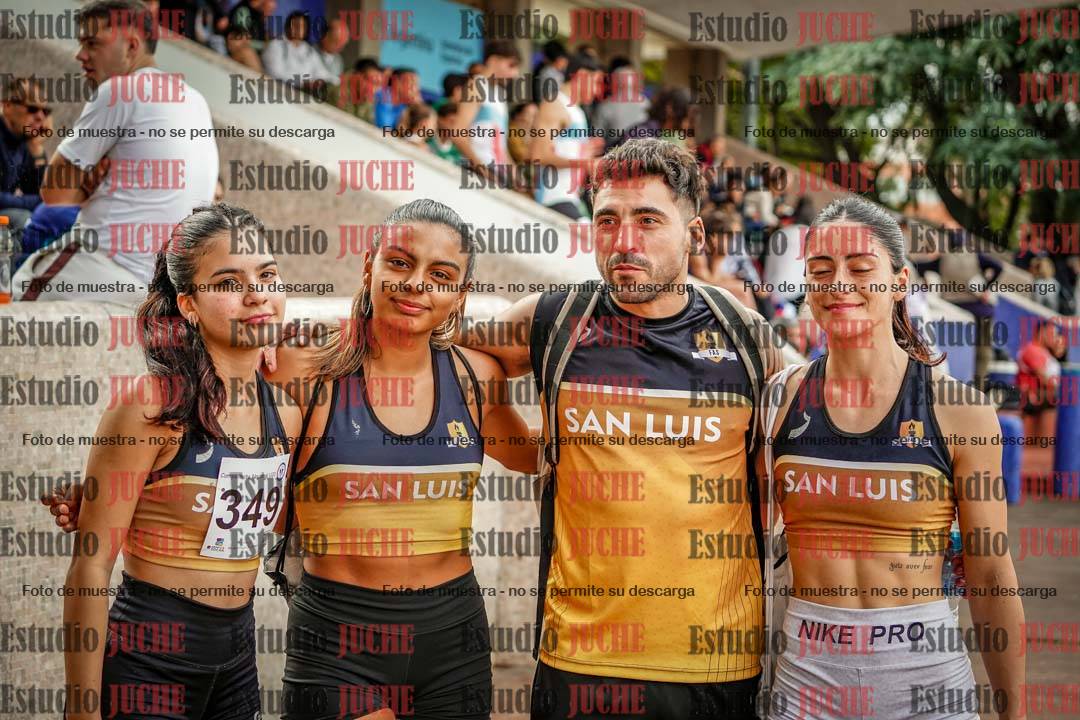 Fotos de algunos extras del día 1