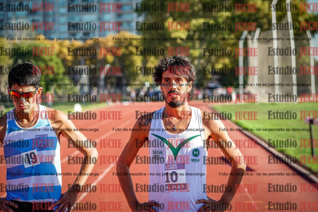 Fotos de los 3000 m llanos de varones