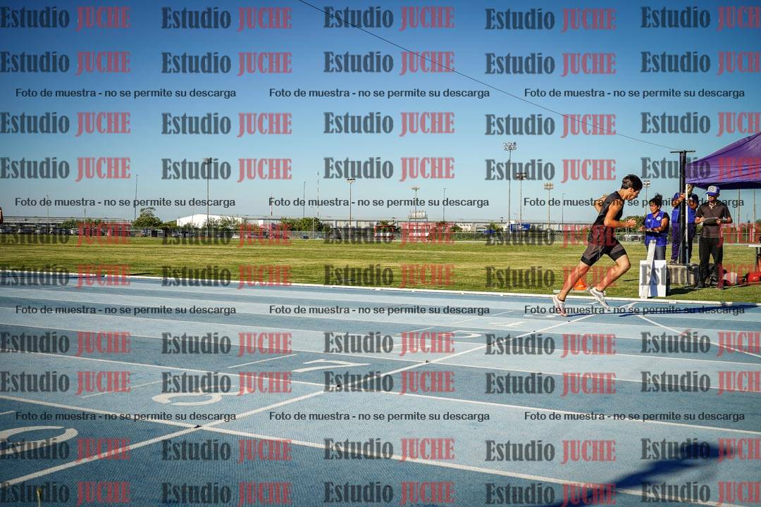 Fotos de los 400 m llanos de varones