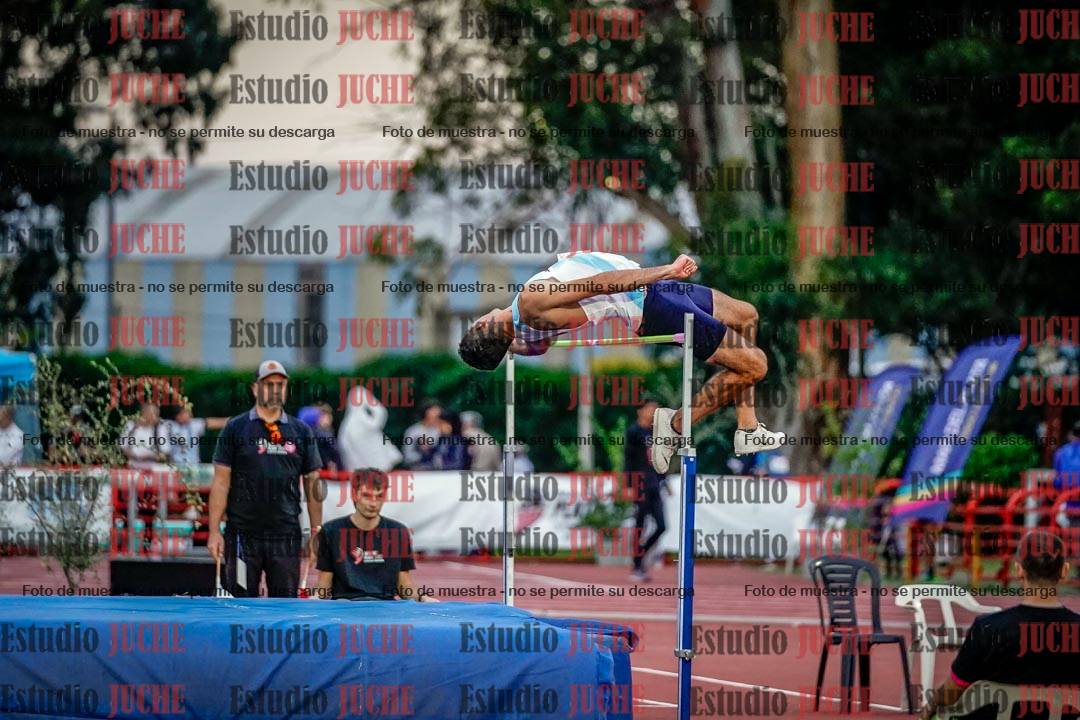 Fotos del salto en alto de varones - deca 4