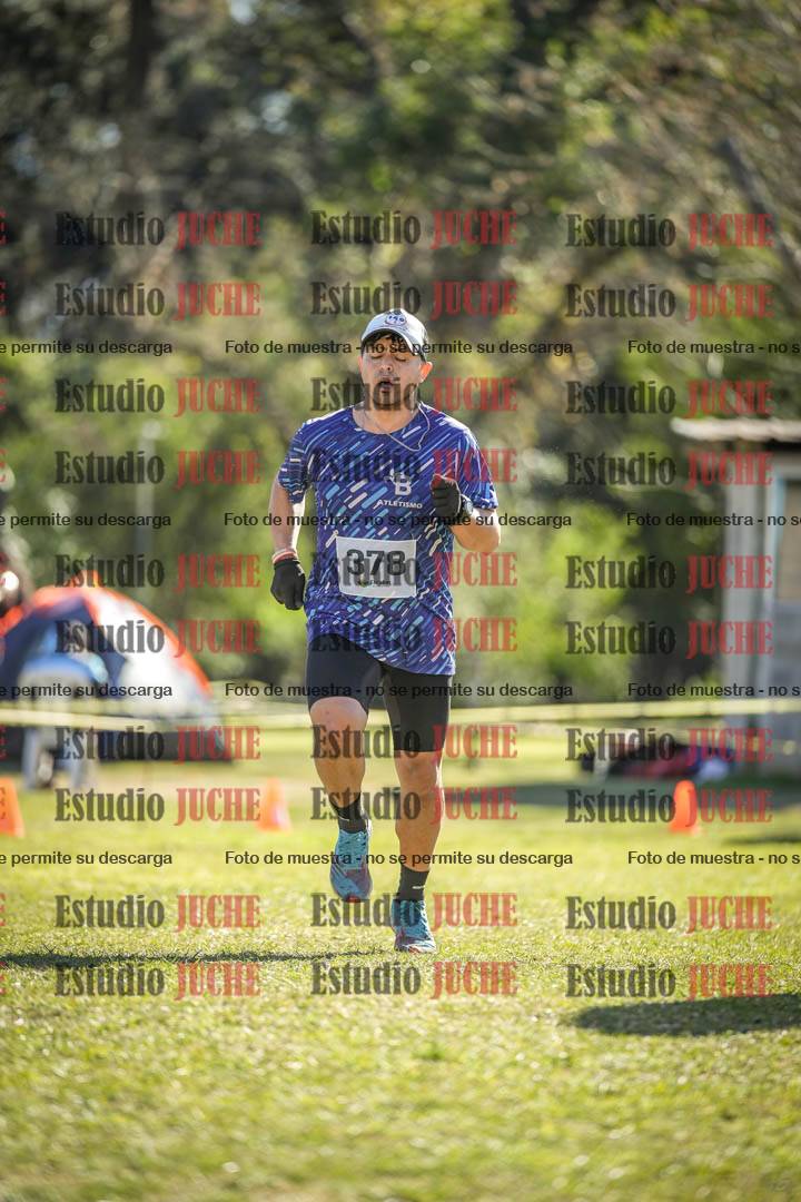 Fotos de la llegada del cross de 8000 m
